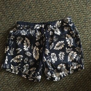 Bossini short